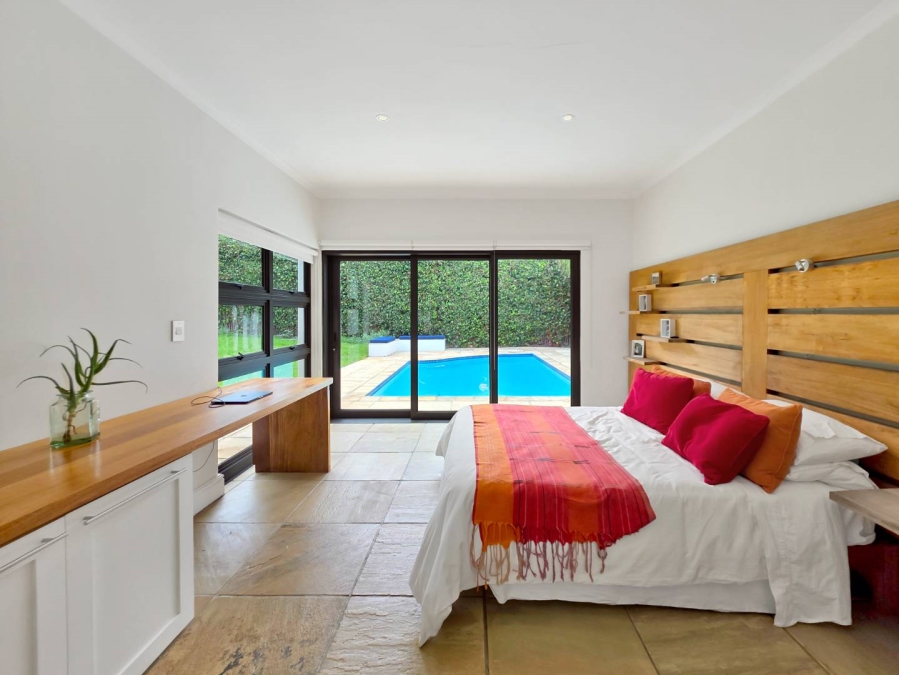 To Let 4 Bedroom Property for Rent in Oranjezicht Western Cape